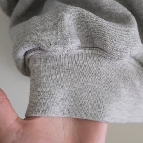 “SNOOPY” embroidery gray sweat