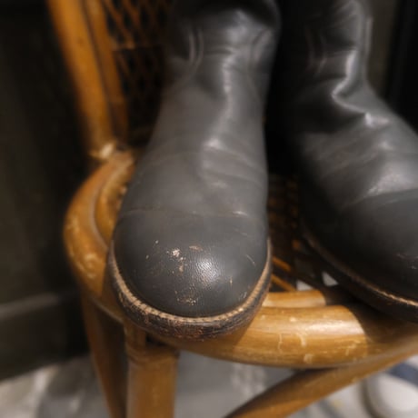 Justin / gray boots