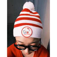 "Hello Kitty" knit cap