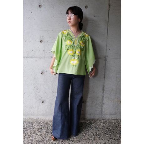 embroidery setup (tops×skirt) “light green”