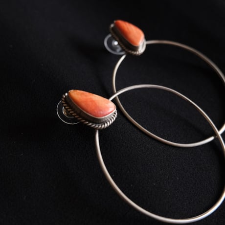 navajo"ElouiseKee" hoop pierce