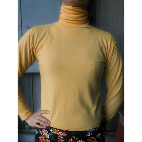 yellow turtle neck tops