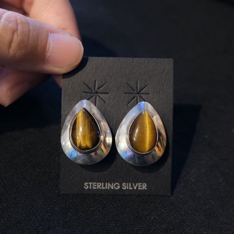 indian jewelry / tiger eye earring