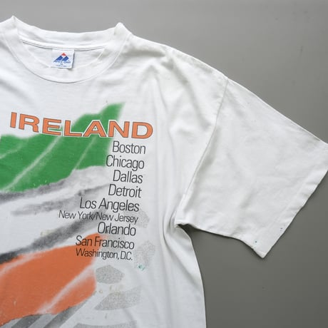 90s old print tee / white