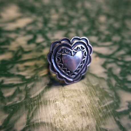 navajo/SunshineReeves/heart ring