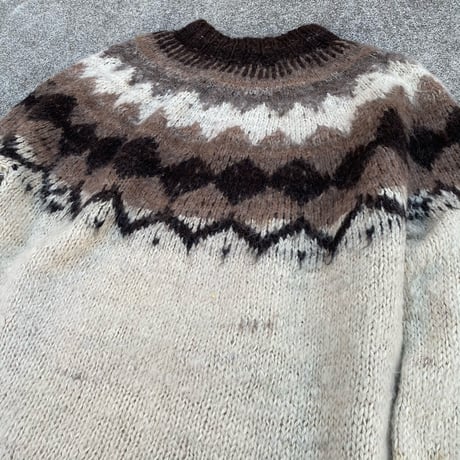 unknown / nordic hand knit
