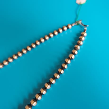 navajo perl / oxidized silver / 6mm46cm