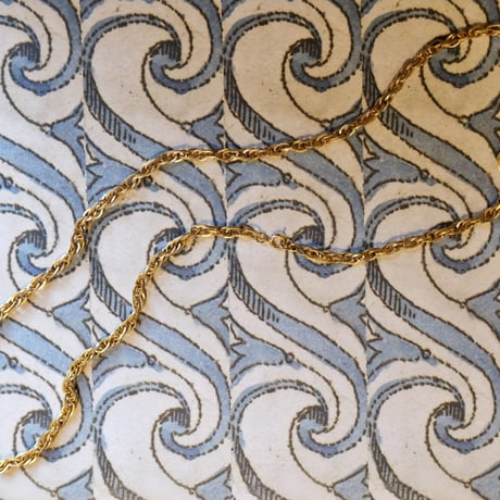gold chain necklace