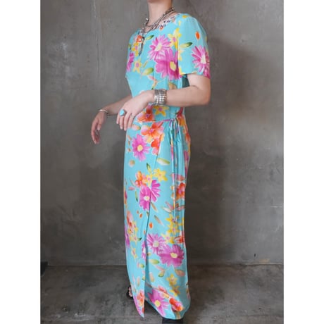 MAGGY LONDON / silk  flower dress
