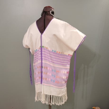 embroidery tops
