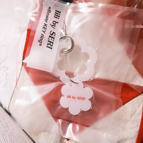 lili by SERI / FLOWER key ring