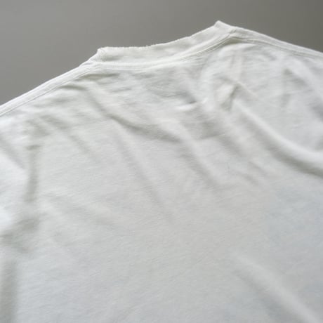 print tee / white