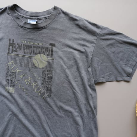 over dye tee "tennis" / black