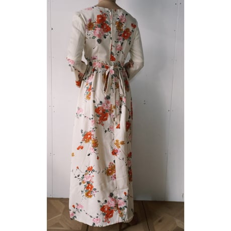70s oriental mood floral dress