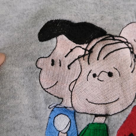 “SNOOPY” embroidery gray sweat