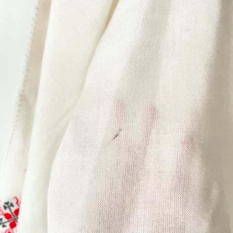 embroidery tops