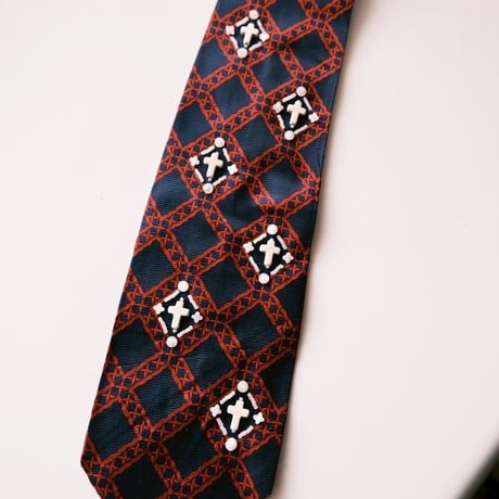 "繕う" collaboration beads embroidery necktie "cross × argyle"