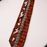 "繕う" collaboration beads embroidery necktie "tubutubu × red"