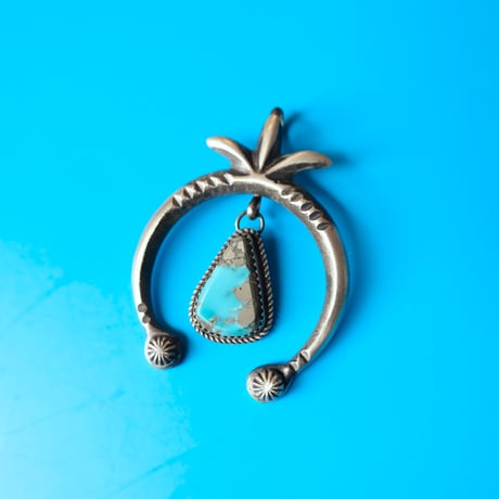 navajo / naja / pendant top