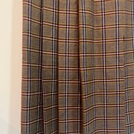 pleats check skirt