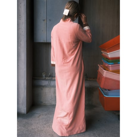 pink × brown stand collar dress