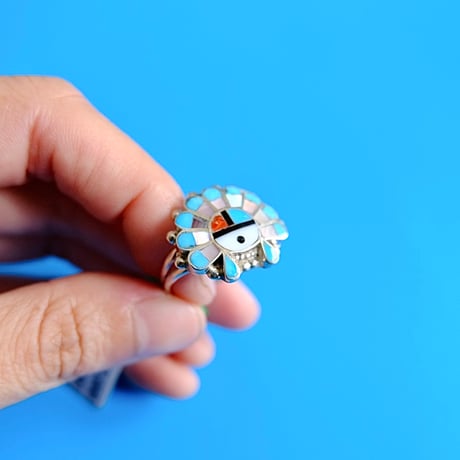 ZUNI / “Sun face” ring