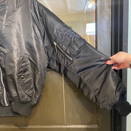 reversible / MA-1 type nylon jacket