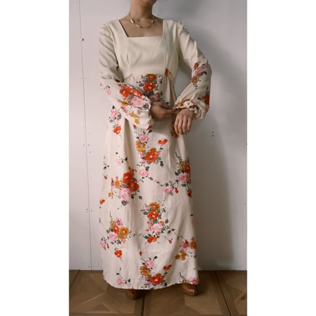 70s oriental mood floral dress