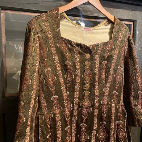 “Maria Alfalter” jacquard dress