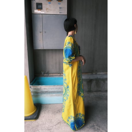 yellow × blue dress