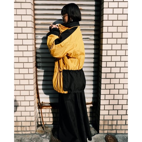 Columbia / nylon jacket