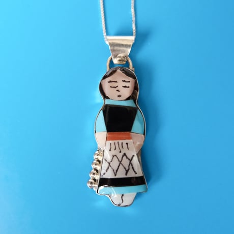 ZUNI / "girl" necklace