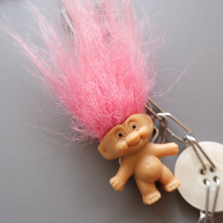 eski. original shell chain necklace "troll"