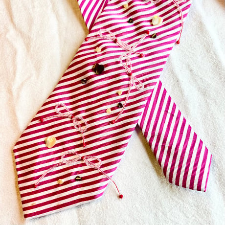 "繕う" collaboration beads embroidery necktie "ribbon × stripe"