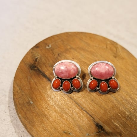 indian jewely / "rhodochrosite & coral" paws pierce