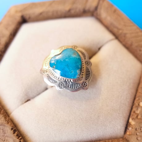 navajo / ♡ turquoise ring