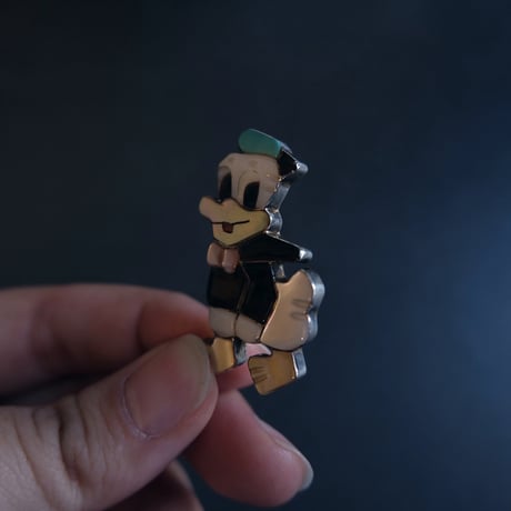 ZUNI / Donald Duck brooch (pendant top)