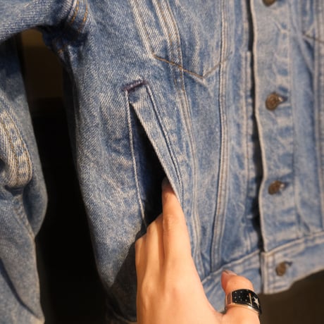 80s Levi's denim jacket / made in USA