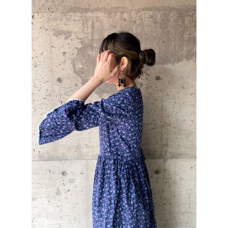 70s bell sleeve flower print dress