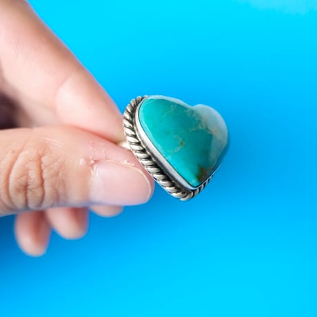 navajo / Heart  turquoise ring
