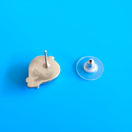 navajo / conch shell heart pierce