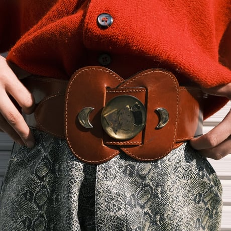 moon motif leather belt / made in Italy