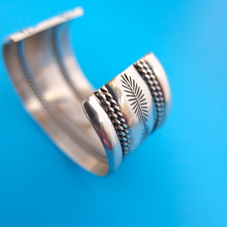 navajo "John Tahe" / bangle