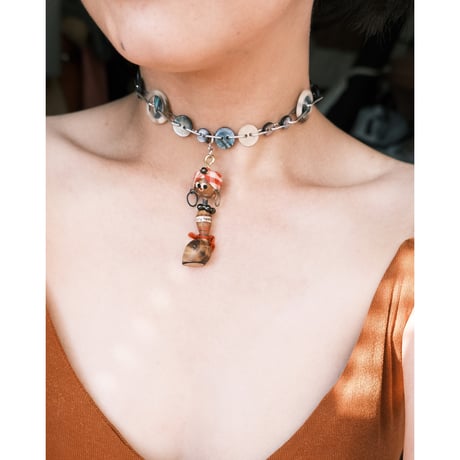 eski. original shell chain necklace "girl mascot"