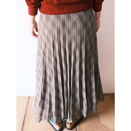 pleats check skirt