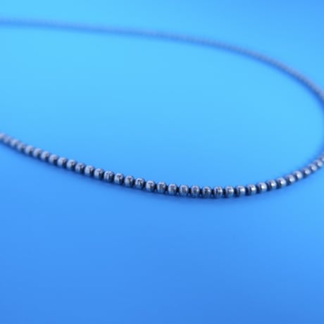 navajo perl necklace / oxidized silver / 3mm46cm