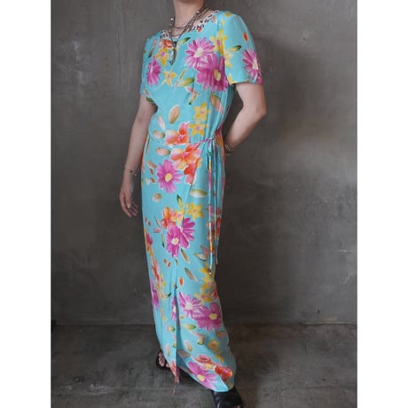 MAGGY LONDON / silk  flower dress