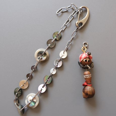 eski. original shell chain necklace "girl mascot"