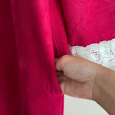 velours dress with lace