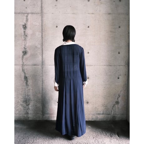 60 / see-through navy dress